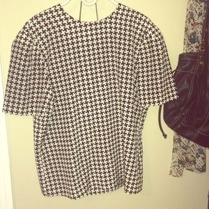 Houndstooth pattern top